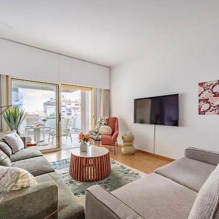 Apartament Lena Court - Spacious 3bdr, Views *