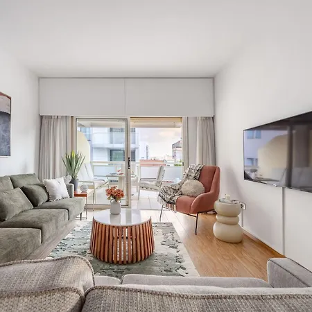 Lena Court - Spacious 3bdr, Views Apartament Limassol